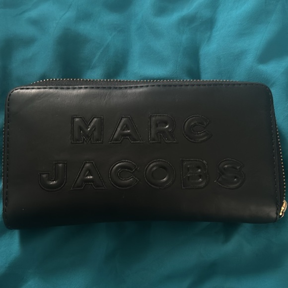 2021 Marc Jacob’s purse - Picture 4 of 5